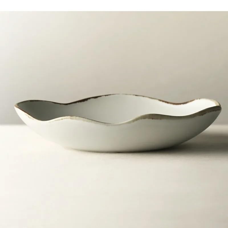 Assiette à poisson en céramique vintage résolvant le manque de place dans votre cuisine
