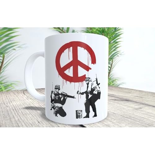 La Huella Taza personalizada Banksy (Luchando por la paz). Para todos los amantes de este famoso, enigmático y reconocido artista urbano.