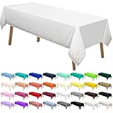 PARTY ULYJA Manteles de plástico con lunares dorados, paquete de 2 manteles desechables blancos para despedida de soltera, 54 x 108 pulgadas, manteles para picnic, cumpleaños, bodas, fiestas, mesa