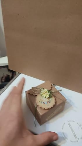 50 Scatoline Regalo In Carta Kraft Con Corda Ed Etichetta - 5x5x5 Cm - Per Pasticcini, Dolci, Biscotti, Piccoli Gioielli, Bomboniere - Fai Da Te E Personalizzabili