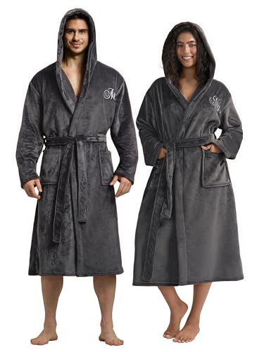 AW BRIDAL His and Her Robes for Couples Set of 2 Mr and Mrs Embroidered Robe for Bride Groom Matching Fleece Bathrobes for Men and Women Wedding and Engagement Gifts for Newly Engaged Grey