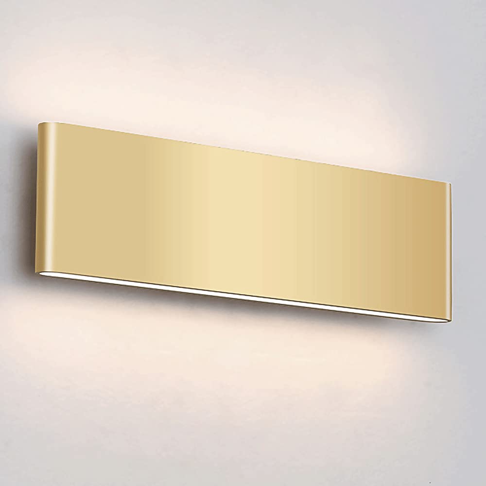 Luces de pared de bajo consumo para iluminar entradas oscuras sin gastar luz