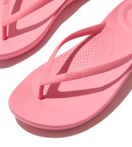 Image of FitFlop Womens iQushion Rubber Flip-Flops with Contoured Footbed for Walking, Lightweight Ergonomic Flip Flop Sandals with Arch Support and Foot Impact Pillows