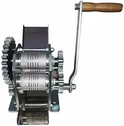 Engenho de Cana Moedor Garapeira Manual 3 Moendas Inox Mod B60