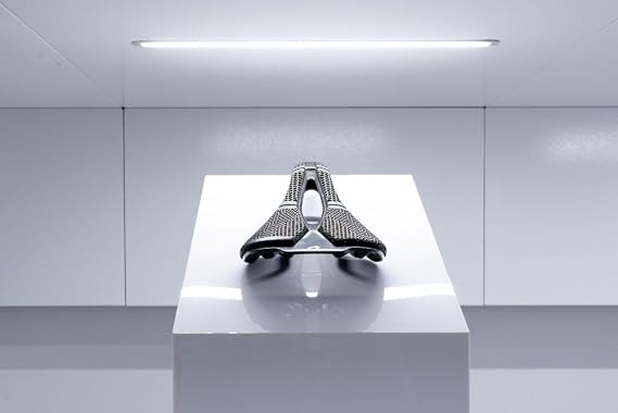 Prologo Scratch M5 Pas 3D Tirox Saddle Black, 250X140mm