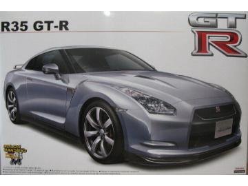 Nissan GT-R R35 1/24 idéal pour décorer un bureau de passionné de supercars