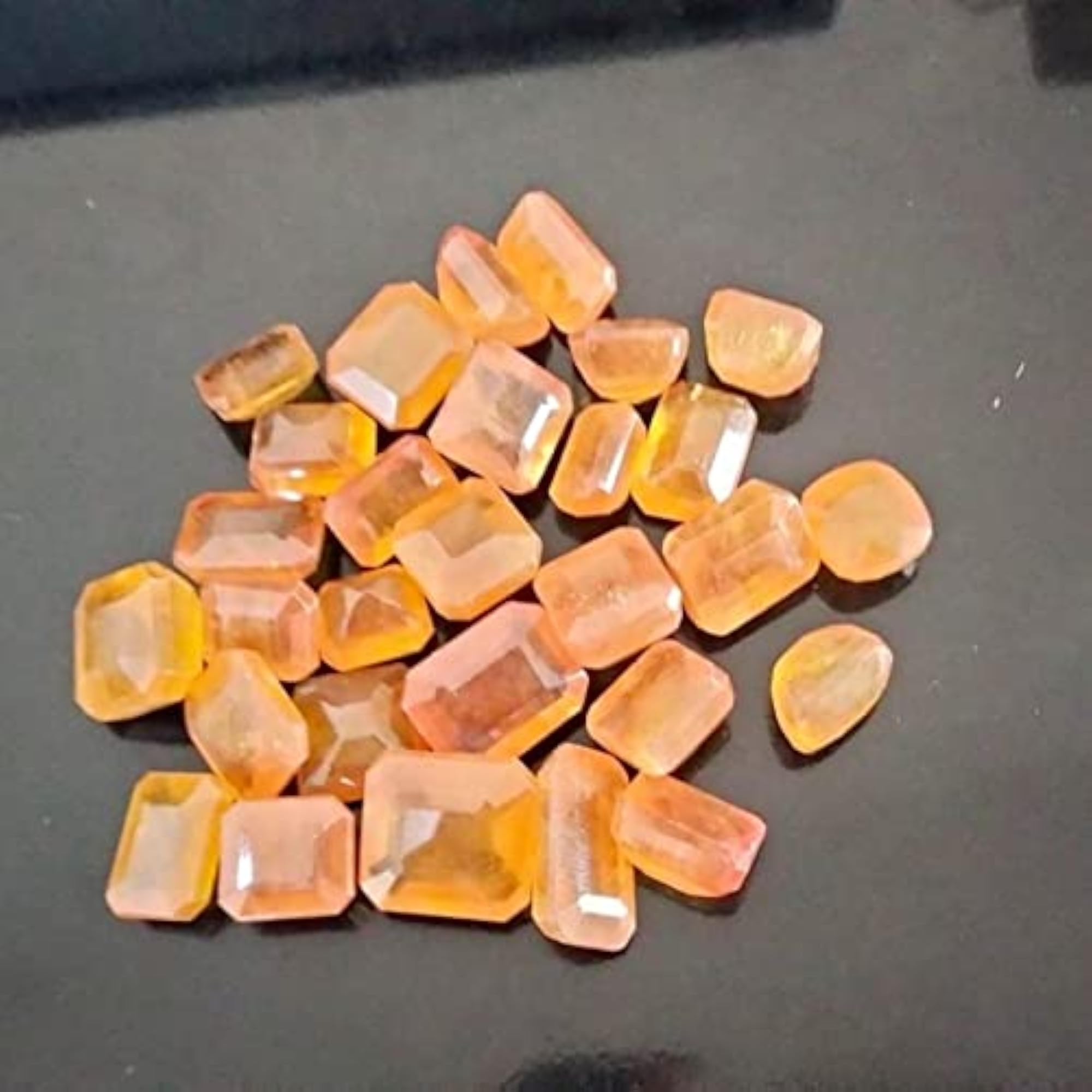 Natural Yellow Sapphire Square Shape Loose Gemstone for Reselling