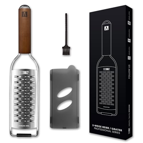 REDSALT® Premium 2-Wege Reibe mit Holzgriff | rasiermesserscharfe Profi Edelstahl Reibe für feine Gemüse Streifen Zucchini Karotte Obst Apfel | Küchenreibe Hobel Raspel für Käse Parmesanreibe