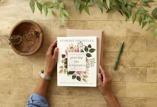 Image of A Woman's Guide to Praying the Scriptures: Prayers for Every Day and Every Need (A Prayer Bible Study)