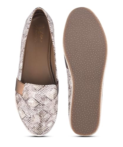 Image of JM LOOKS Women Textured Slip On Loafers with Platform Sole Construction