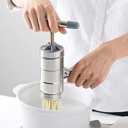Basta met de pastamachine, zo maak jij verse pasta met de hand