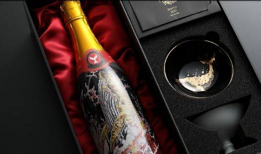 Amazon.co.jp: 酔鯨 純米大吟醸 DAITO 2023 馬上杯セット 720ml : 食品