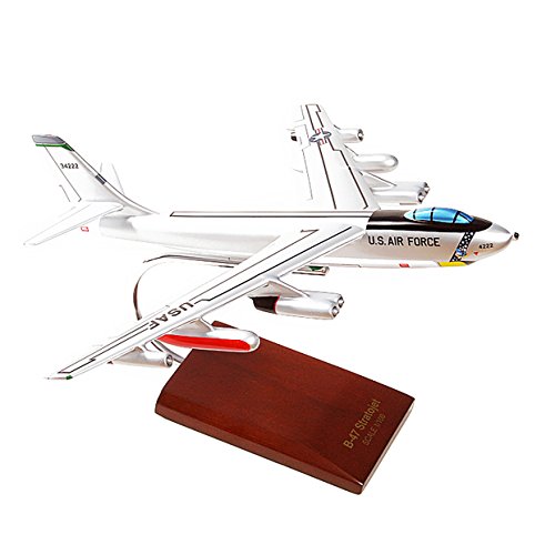 Mastercraft Models -47E Stratojet Model Scale: 1/100
