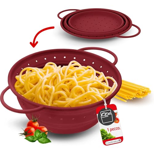 Coolinato – Scolapasta silicone pieghevole 24 cm rosso – Colino per pasta, verdura e frutta - Colapasta per lavastoviglie, senza BPA e termoresistente fino a 230°C - Setaccio salvaspazio richiudibile