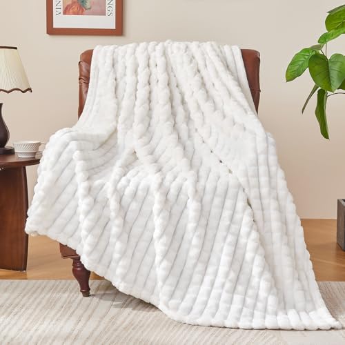 Image of BEDELITE 3D Checked White Fleece Throw Blanket for Couch, 50x60 Inches
