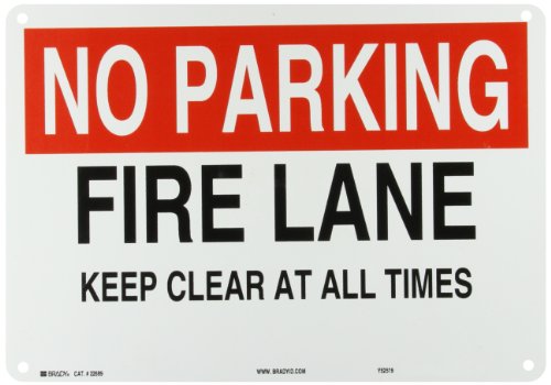 Panneau Fire Lane Keep Clear Brady 22689 en plastique de 25,4 x 35,6 cm