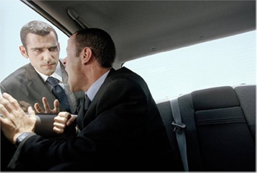 Amazon.co.jp: パラダイス・ナウ [DVD] : カイス・ネシフ.アリ