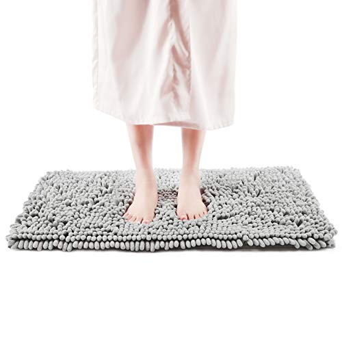 FRESHMINT Chenille Bath Rugs Extra Soft Fluffy and Absorbent Microfiber Shag Rug, Non-Slip Runner Carpet for Tub Bathroom Shower Mat, Machine-Washable Durable Thick Area Rugs (16.5" x 24", Light Gray)