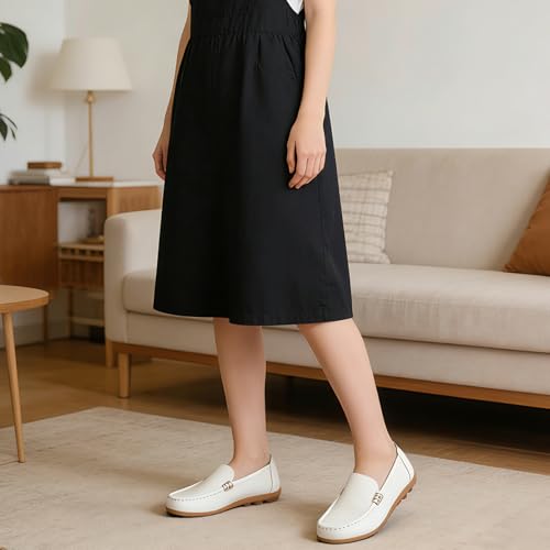 Image of Women's Comfortable & Lightweight Leather Loafers Slip-Ons Driving Walking Mocs Boat Shoes Cute Business Casual Dress Shoes Work Flats for Women