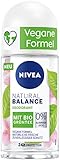 NIVEA Desodorante Natural Balance Bio de té verde (50 ml), desodorante roll-on con 95% de ingredientes de origen natural y fórmula vegana, para mujer de protección 24 horas