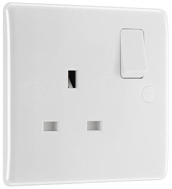 BG Electrical Single Switched Power Plug Wall Socket, Double Pole, Round Edge, Nexus 800 Series, White Moulded, 13A, 821DP