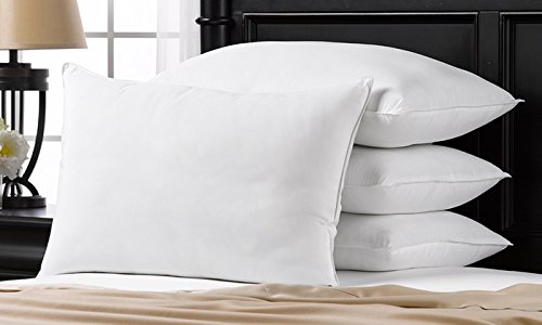 Cuscini imbottiti, ricoperti con fodera spessa in