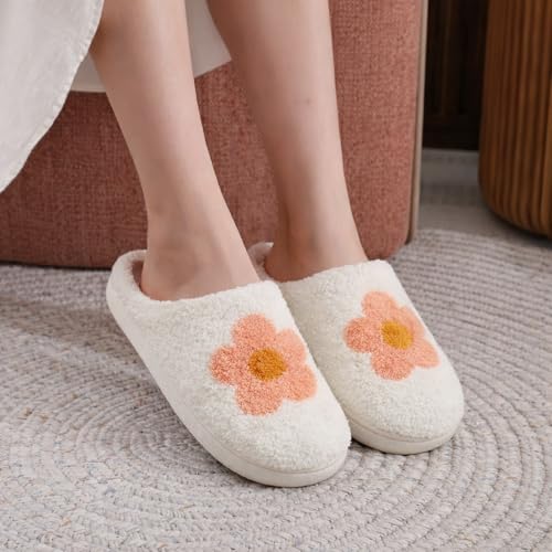 Image of LNERIP Animal Slippers Fruit Slippers Plant Slippers Various Cartoon Patterns Fluffy Soft Memory Foam Retro Indoor Outdoor Home Couple Shoes