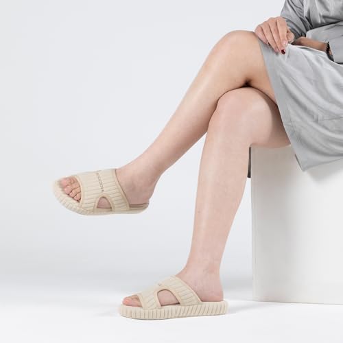 RockDove Women's Ribbed Corduroy Slide Slipper