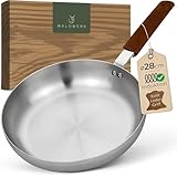 WALDWERK Edelstahlpfanne 28 cm - Induktionsgeeignet und Ofenfest - Pfanne aus Edelstahl mit Lederüberzug - Edelstahlpfanne unbeschichtet - Pfanne aus Edelstahl ohne Beschichtung