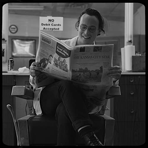 Écouter Phone Number par Second Hand King sur Amazon Music Unlimited