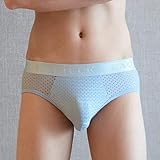 Los clásicos shorts retro no tienen una molesta costura central en la espalda. Proporcionan una comodidad de uso particularmente buena y se garantiza que no pellizcarán.