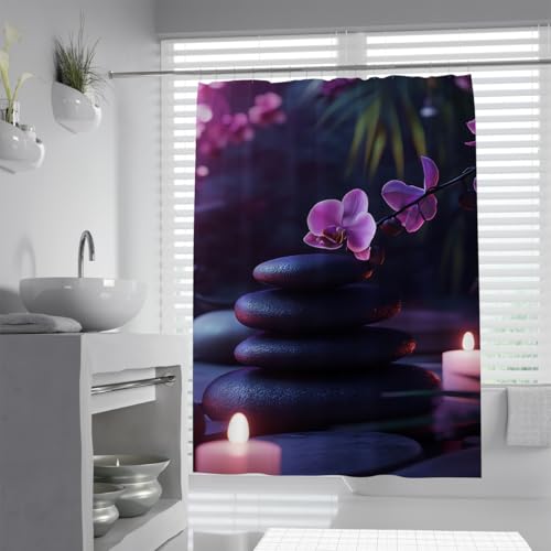 Escena de meditación Tranquila Cortina de baño en Morado Intenso Piedras apiladas con Velas Luminosas Cortina de bañera Poliéster Impermeable 150 x 200 cm