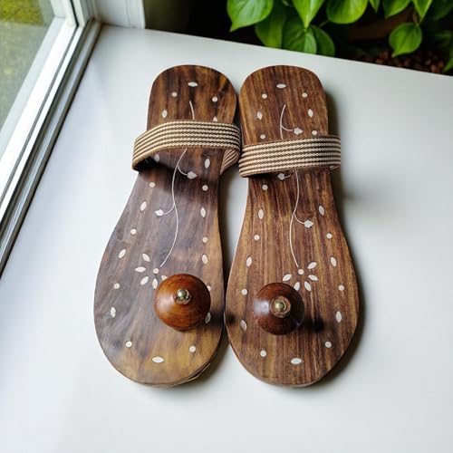 Image of Lakdi /Wooden Khadau Slippers with Floral Design, Sheesham Wood, Rubber Sole, for Mandir and Pujan, UK Size 7-8