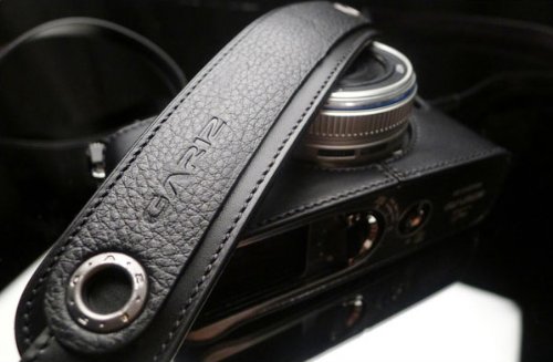 Amazon | Gariz本革xs-chlsnbkカメラネックストラップfor gx1 gf3 gf2