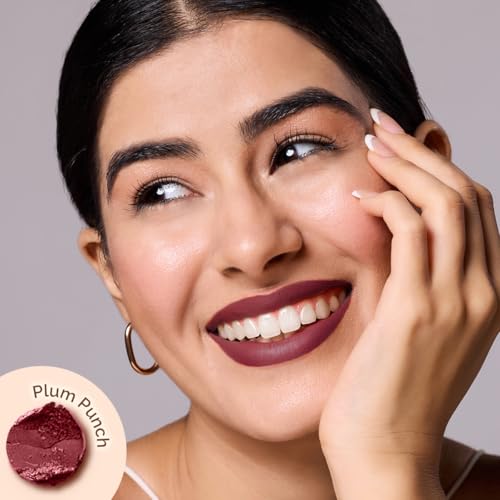 Image of Mamaearth Moisture Matte Longstay Mini Lipstick with Avocado Oil & Vitamin E for 12 Hour Long Stay-02 Plum Punch - 0.7 g
