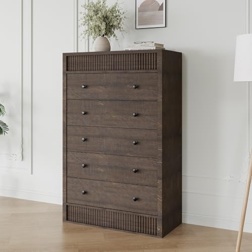 GarveeHome 5 Drawer Tall Dresser for Bedroom, 31.5" Wide Fluted Chest of Drawers, Modern Wood Storage Cabinet for Kids Room, Hallway & Living Room, Wa