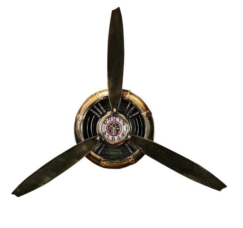 Horloge murale en fer forgé hélice pour habiller un grand mur vide