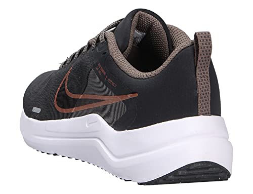 Image of Nike Women's Air Winflo 9 Sneaker