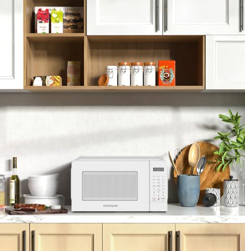 FRIGIDAIRE EMW733-WHITE Microwave, 0.7 cu. ft, White - image 4