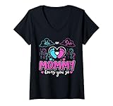 Photo Gallery donna he or she mommy loves you so - gender reveal mommy maglietta con collo a v Photo Gallery donna he or she mommy loves you so - gender reveal mommy maglietta con collo a v