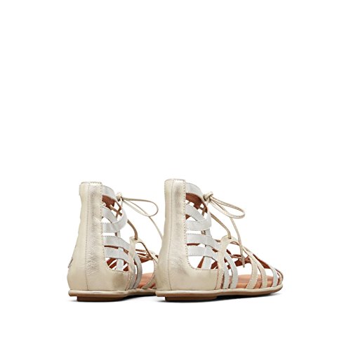 Image of Gentle Souls by Kenneth Cole Women's Break My Heart Gladiator Sandal