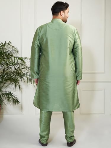 Image of Vastramay Plus Men's White Silk Blend Kurta Pyjama Set VPLUSMKWH001nPBL 44 | Independence Day