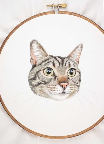 Image of Pet Portrait Embroidery: Lovingly Stitch Your Dog or Cat; A Modern Guide to Thread Painting