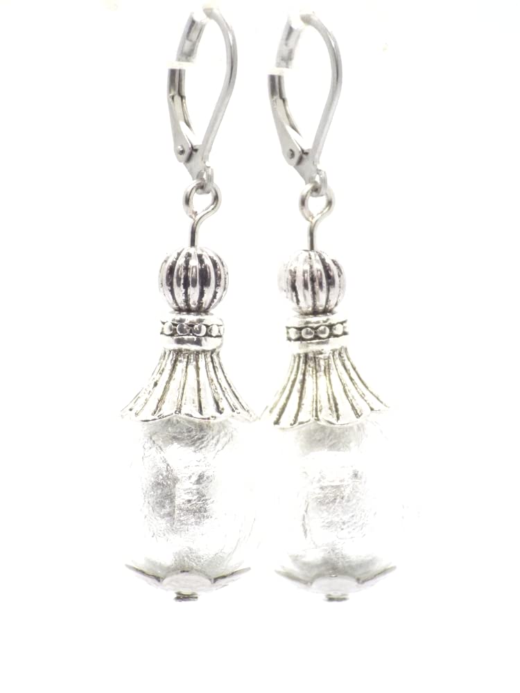 Conjunto de joyería pendientes, collar y pulsera en acero inoxidable, hematites y cuentas de cristal de Murano blanco