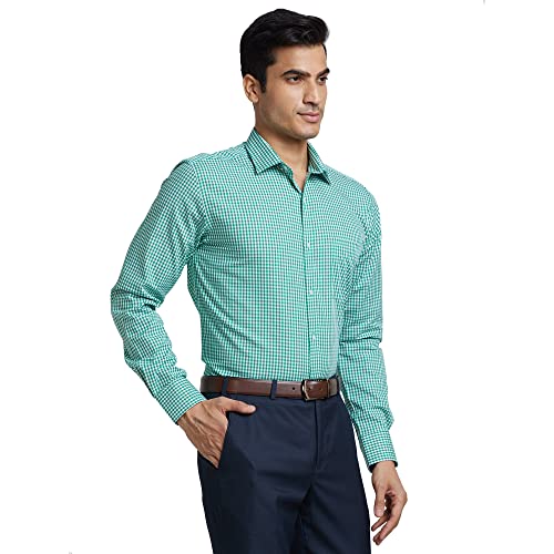 Image of Park Avenue Men Cotton Checkered Slim Fit Shirt