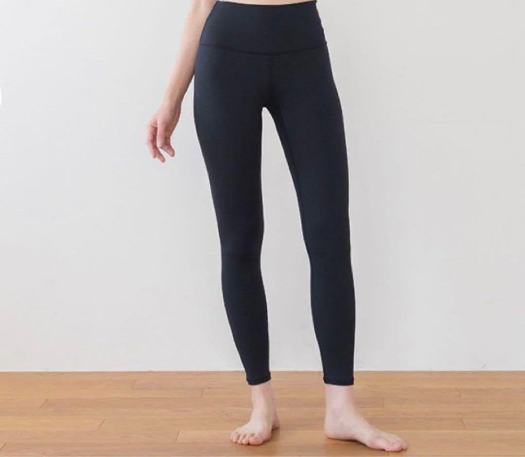 SUKALA ヨガレギンスM スモークブルー SUKALA ヨガレギンスM スモークブルー SUKALA】ノスタルジックフラワー