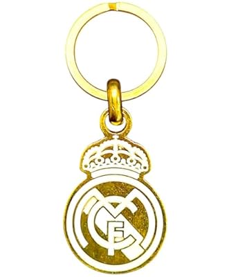 Real Madrid Llavero metálico dorado, elegante y resistente, perfecto para llevar las llaves con estilo madridista. | Ya disponible en tu tienda friki favorita! En mundofriki.es!