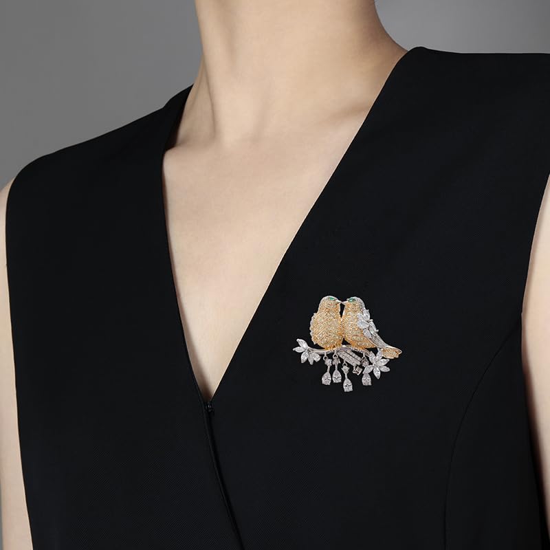 Image of Magpie Lovebird Brooch Inlaid with 14K Gold Moissanite, Romantic Bird Design Love Corsage for Lovers, Creative Birthday Gift