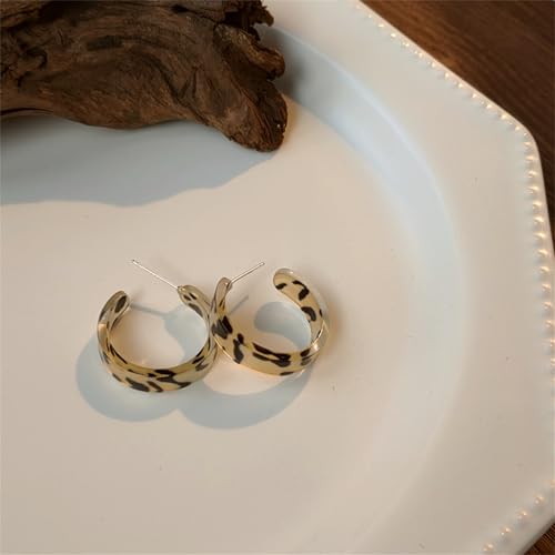 Leopard Acrylic Small Hoop Earrings 925 Sterling Silver Elegant Tortoise Shell Resin Round Circle Geometric Lightweight Thick Open Stud Earrings for Women Minimalist Christmas Party Fashion Jewelry Gifts4