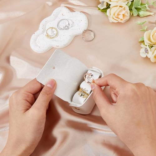 SUPERFINDINGS Weißer Ringträger Für Hunde Ringhalter Leder Ehering Kissenbox Für Haustiere Ringträgerkissen Für Hundehalsband Eheringbeutel Geschenk Für Hochzeitsbedarf